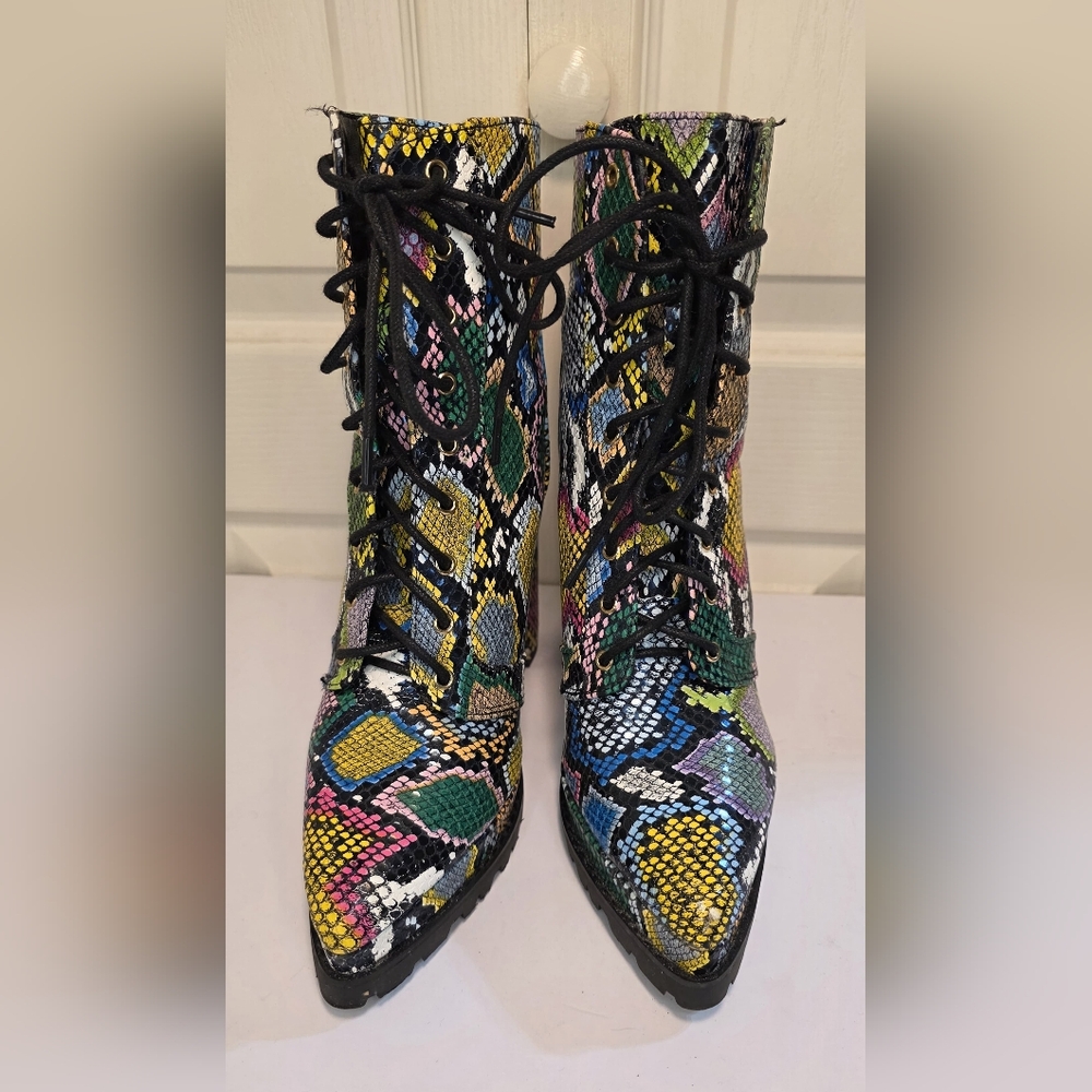 Women's Snakeskin Effect Ankel Bootie Pointed Toe Size 9 - Picture 4 of 5